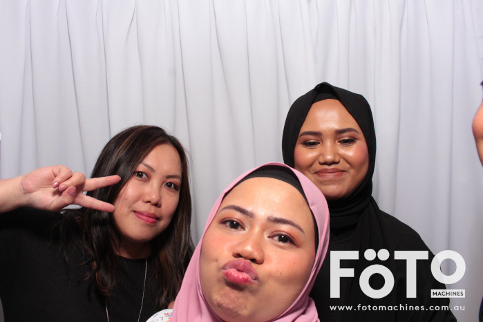 Doi & Zaza's Wedding | View more photos from the event at gallery.fotomachines.com.au/u/FOTOMachines/Doi-Zazas-Wedding