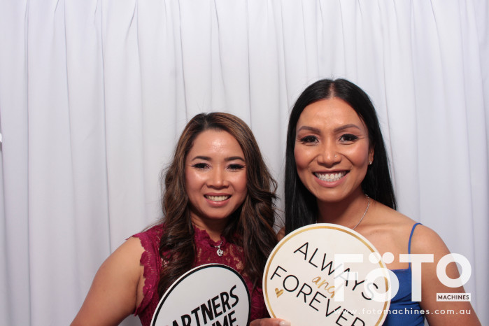 Doi & Zaza's Wedding | View more photos from the event at gallery.fotomachines.com.au/u/FOTOMachines/Doi-Zazas-Wedding