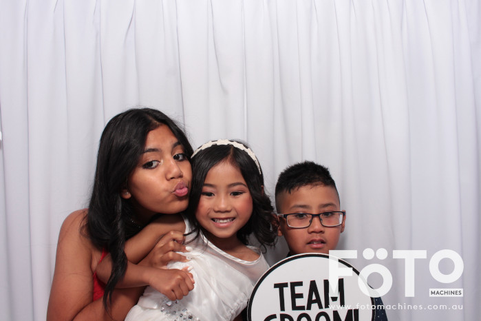 Doi & Zaza's Wedding | View more photos from the event at gallery.fotomachines.com.au/u/FOTOMachines/Doi-Zazas-Wedding