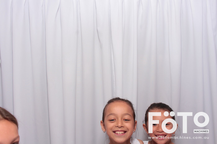 Doi & Zaza's Wedding | View more photos from the event at gallery.fotomachines.com.au/u/FOTOMachines/Doi-Zazas-Wedding