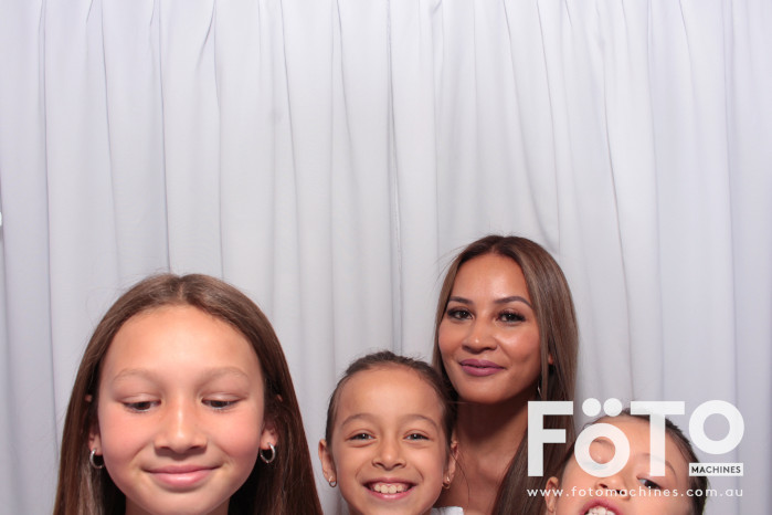 Doi & Zaza's Wedding | View more photos from the event at gallery.fotomachines.com.au/u/FOTOMachines/Doi-Zazas-Wedding