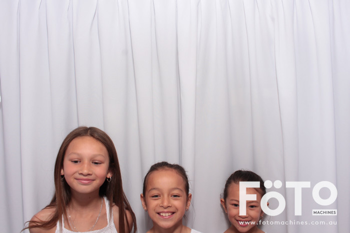 Doi & Zaza's Wedding | View more photos from the event at gallery.fotomachines.com.au/u/FOTOMachines/Doi-Zazas-Wedding