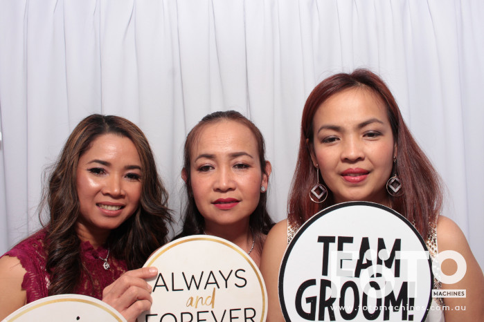 Doi & Zaza's Wedding | View more photos from the event at gallery.fotomachines.com.au/u/FOTOMachines/Doi-Zazas-Wedding