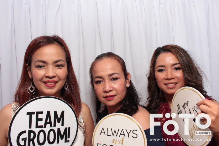 Doi & Zaza's Wedding | View more photos from the event at gallery.fotomachines.com.au/u/FOTOMachines/Doi-Zazas-Wedding