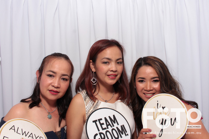 Doi & Zaza's Wedding | View more photos from the event at gallery.fotomachines.com.au/u/FOTOMachines/Doi-Zazas-Wedding