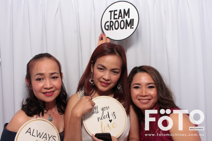 Doi & Zaza's Wedding | View more photos from the event at gallery.fotomachines.com.au/u/FOTOMachines/Doi-Zazas-Wedding