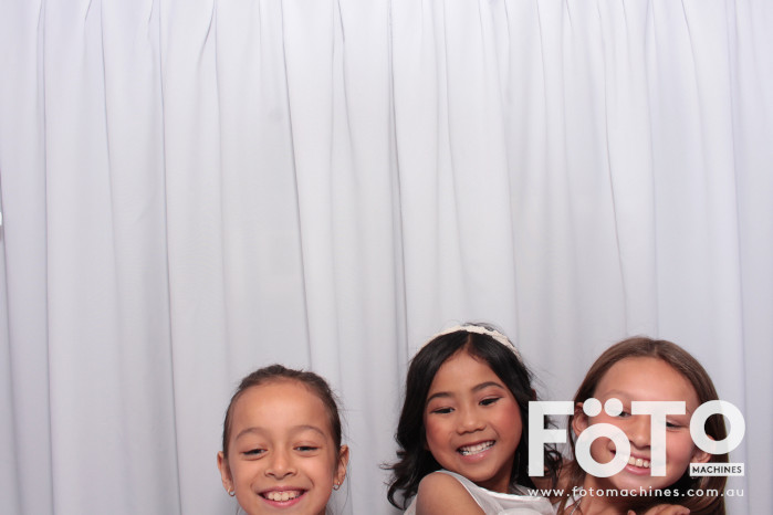 Doi & Zaza's Wedding | View more photos from the event at gallery.fotomachines.com.au/u/FOTOMachines/Doi-Zazas-Wedding