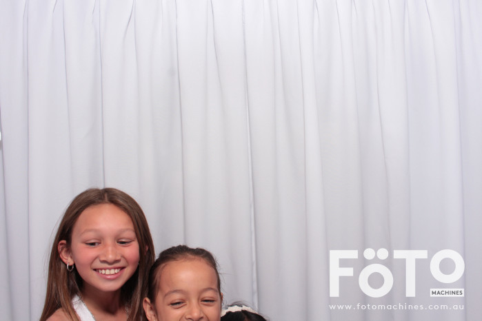 Doi & Zaza's Wedding | View more photos from the event at gallery.fotomachines.com.au/u/FOTOMachines/Doi-Zazas-Wedding