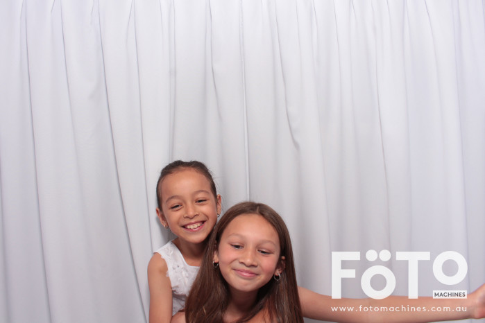 Doi & Zaza's Wedding | View more photos from the event at gallery.fotomachines.com.au/u/FOTOMachines/Doi-Zazas-Wedding