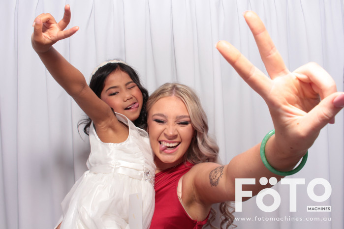 Doi & Zaza's Wedding | View more photos from the event at gallery.fotomachines.com.au/u/FOTOMachines/Doi-Zazas-Wedding