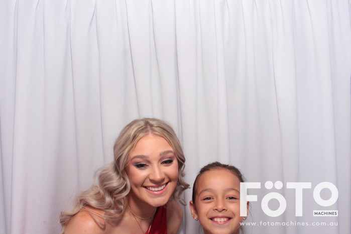 Doi & Zaza's Wedding | View more photos from the event at gallery.fotomachines.com.au/u/FOTOMachines/Doi-Zazas-Wedding