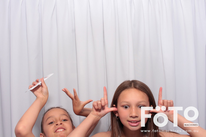 Doi & Zaza's Wedding | View more photos from the event at gallery.fotomachines.com.au/u/FOTOMachines/Doi-Zazas-Wedding