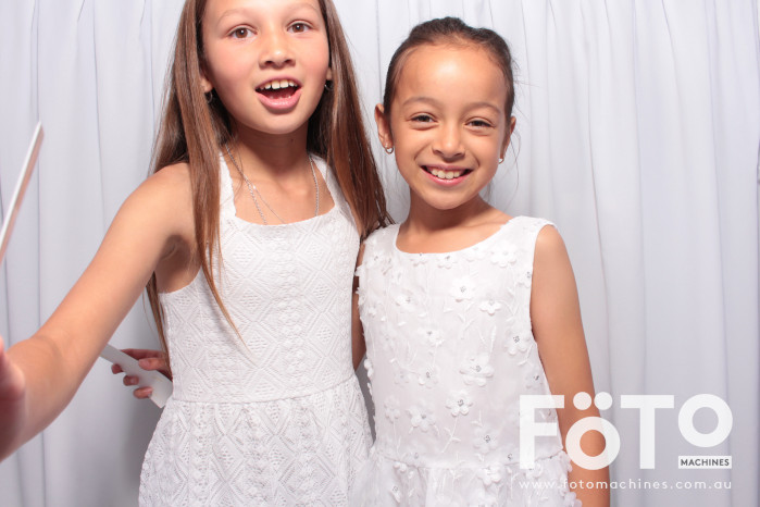 Doi & Zaza's Wedding | View more photos from the event at gallery.fotomachines.com.au/u/FOTOMachines/Doi-Zazas-Wedding