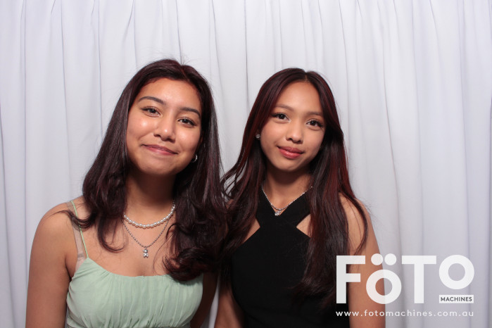 Doi & Zaza's Wedding | View more photos from the event at gallery.fotomachines.com.au/u/FOTOMachines/Doi-Zazas-Wedding