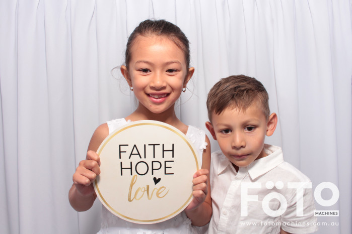 Doi & Zaza's Wedding | View more photos from the event at gallery.fotomachines.com.au/u/FOTOMachines/Doi-Zazas-Wedding