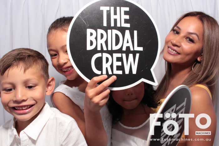 Doi & Zaza's Wedding | View more photos from the event at gallery.fotomachines.com.au/u/FOTOMachines/Doi-Zazas-Wedding