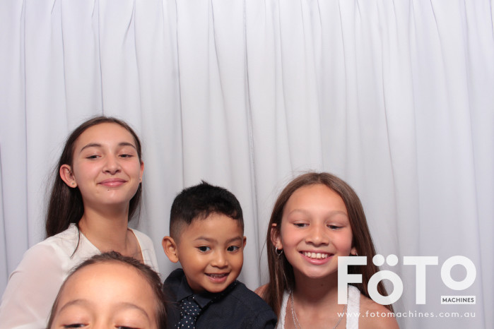 Doi & Zaza's Wedding | View more photos from the event at gallery.fotomachines.com.au/u/FOTOMachines/Doi-Zazas-Wedding