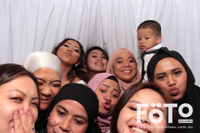 Doi & Zaza's Wedding | View more photos from the event at gallery.fotomachines.com.au/u/FOTOMachines/Doi-Zazas-Wedding