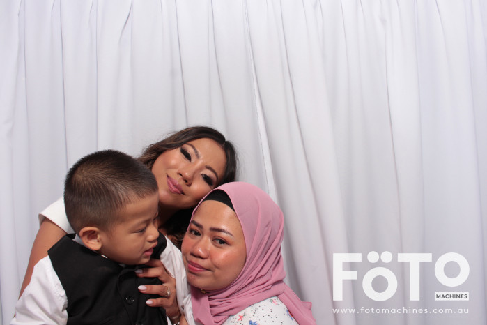 Doi & Zaza's Wedding | View more photos from the event at gallery.fotomachines.com.au/u/FOTOMachines/Doi-Zazas-Wedding