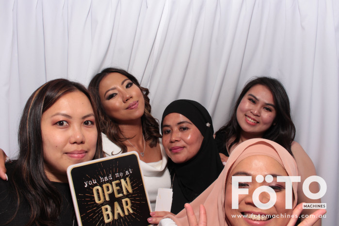 Doi & Zaza's Wedding | View more photos from the event at gallery.fotomachines.com.au/u/FOTOMachines/Doi-Zazas-Wedding