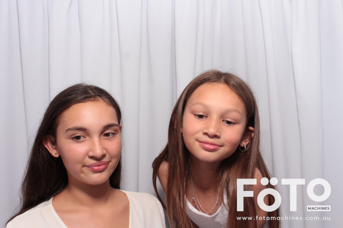 Doi & Zaza's Wedding | View more photos from the event at gallery.fotomachines.com.au/u/FOTOMachines/Doi-Zazas-Wedding