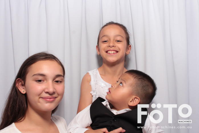 Doi & Zaza's Wedding | View more photos from the event at gallery.fotomachines.com.au/u/FOTOMachines/Doi-Zazas-Wedding