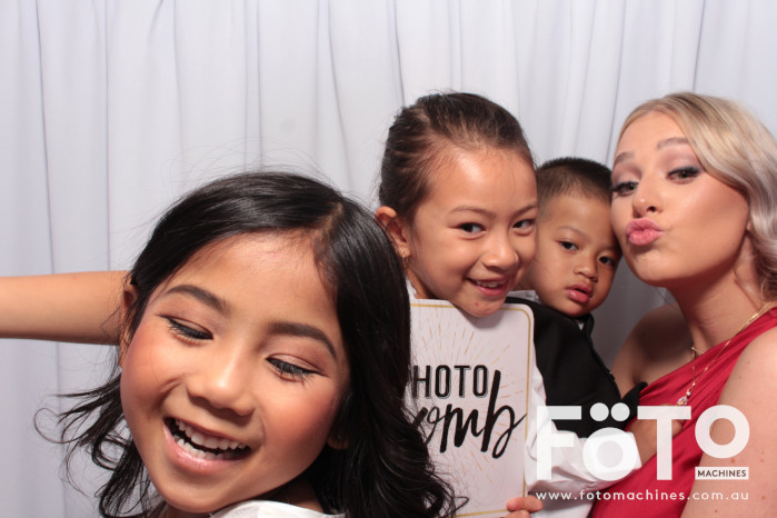 Doi & Zaza's Wedding | View more photos from the event at gallery.fotomachines.com.au/u/FOTOMachines/Doi-Zazas-Wedding