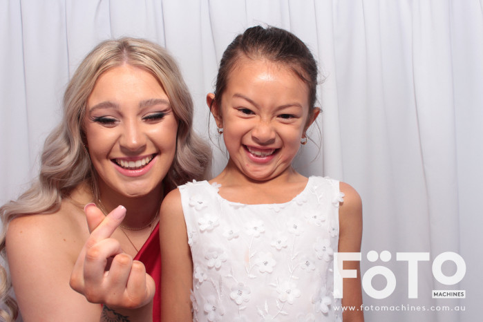 Doi & Zaza's Wedding | View more photos from the event at gallery.fotomachines.com.au/u/FOTOMachines/Doi-Zazas-Wedding