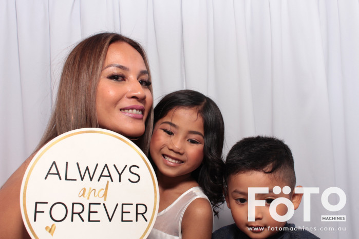 Doi & Zaza's Wedding | View more photos from the event at gallery.fotomachines.com.au/u/FOTOMachines/Doi-Zazas-Wedding