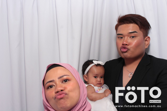 Doi & Zaza's Wedding | View more photos from the event at gallery.fotomachines.com.au/u/FOTOMachines/Doi-Zazas-Wedding