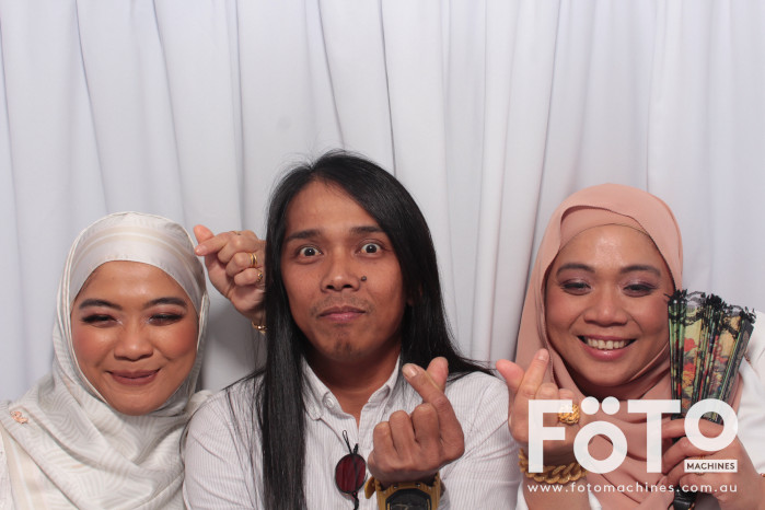 Doi & Zaza's Wedding | View more photos from the event at gallery.fotomachines.com.au/u/FOTOMachines/Doi-Zazas-Wedding