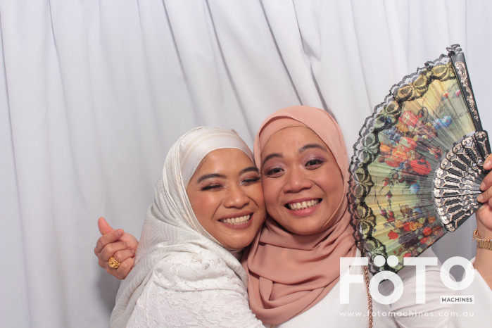 Doi & Zaza's Wedding | View more photos from the event at gallery.fotomachines.com.au/u/FOTOMachines/Doi-Zazas-Wedding