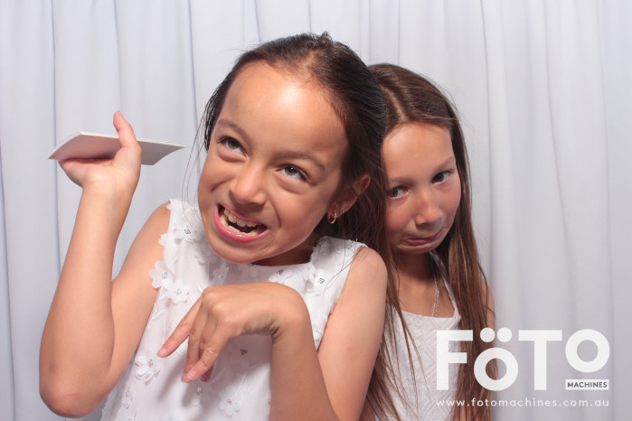 Doi & Zaza's Wedding | View more photos from the event at gallery.fotomachines.com.au/u/FOTOMachines/Doi-Zazas-Wedding