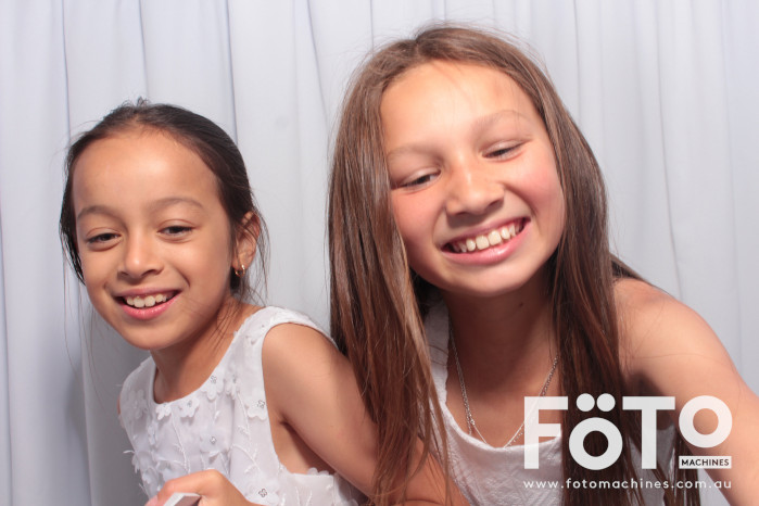 Doi & Zaza's Wedding | View more photos from the event at gallery.fotomachines.com.au/u/FOTOMachines/Doi-Zazas-Wedding