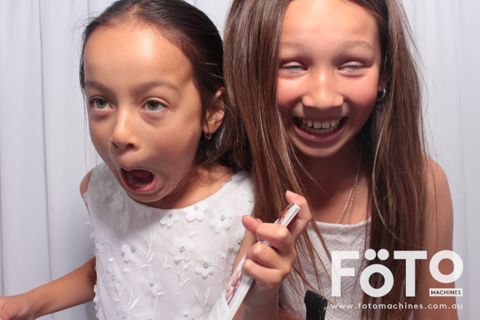 Doi & Zaza's Wedding | View more photos from the event at gallery.fotomachines.com.au/u/FOTOMachines/Doi-Zazas-Wedding