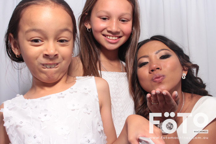 Doi & Zaza's Wedding | View more photos from the event at gallery.fotomachines.com.au/u/FOTOMachines/Doi-Zazas-Wedding