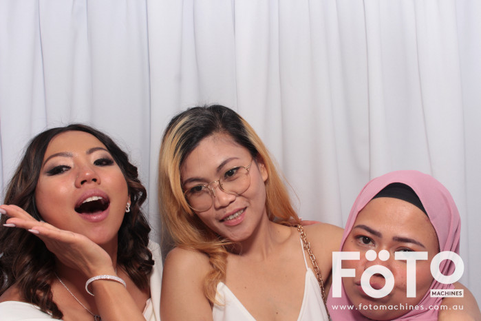 Doi & Zaza's Wedding | View more photos from the event at gallery.fotomachines.com.au/u/FOTOMachines/Doi-Zazas-Wedding