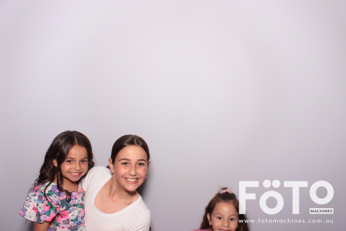 Dom's 30th | View more photos from the event at gallery.fotomachines.com.au/u/FOTOMachines/Doms-30th