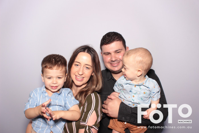 Dom's 30th | View more photos from the event at gallery.fotomachines.com.au/u/FOTOMachines/Doms-30th