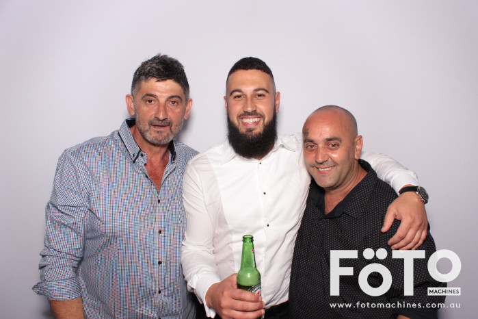 Dom's 30th | View more photos from the event at gallery.fotomachines.com.au/u/FOTOMachines/Doms-30th