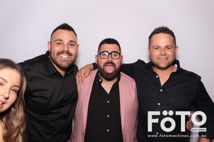 Dom's 30th | View more photos from the event at gallery.fotomachines.com.au/u/FOTOMachines/Doms-30th