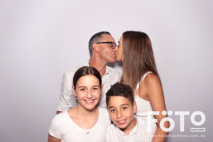 Dom's 30th | View more photos from the event at gallery.fotomachines.com.au/u/FOTOMachines/Doms-30th