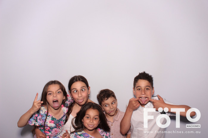 Dom's 30th | View more photos from the event at gallery.fotomachines.com.au/u/FOTOMachines/Doms-30th