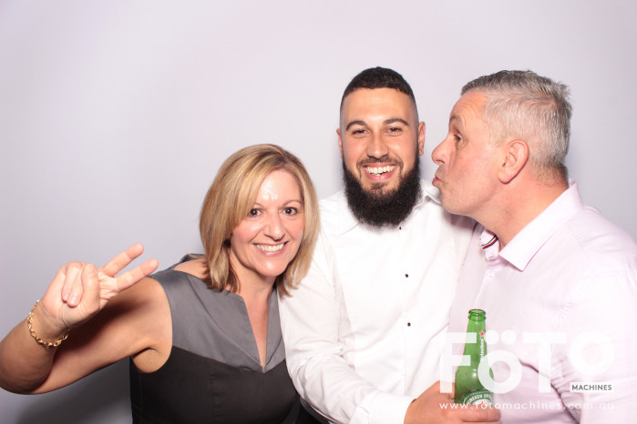 Dom's 30th | View more photos from the event at gallery.fotomachines.com.au/u/FOTOMachines/Doms-30th