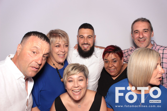 Dom's 30th | View more photos from the event at gallery.fotomachines.com.au/u/FOTOMachines/Doms-30th