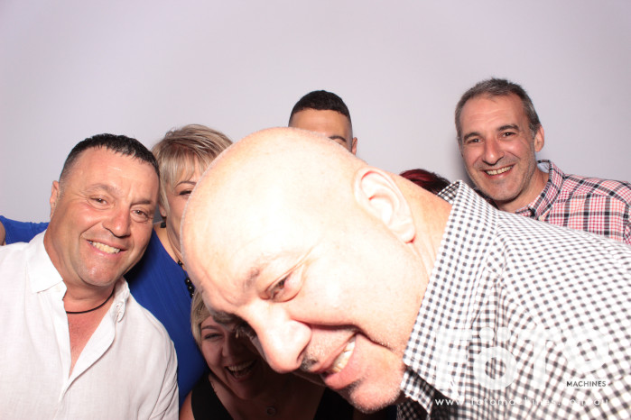 Dom's 30th | View more photos from the event at gallery.fotomachines.com.au/u/FOTOMachines/Doms-30th