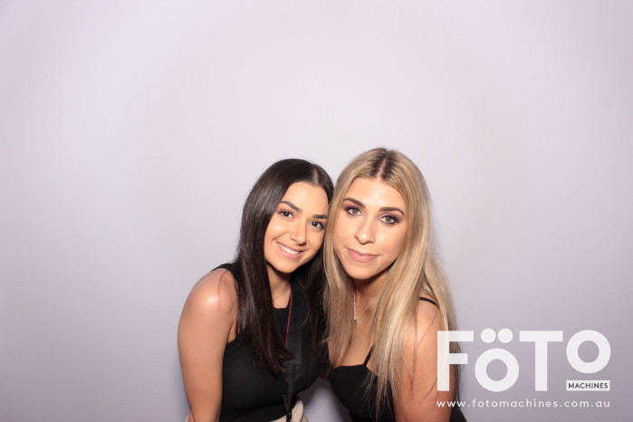 Dom's 30th | View more photos from the event at gallery.fotomachines.com.au/u/FOTOMachines/Doms-30th