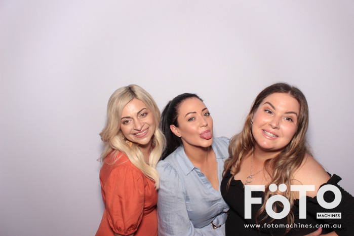 Dom's 30th | View more photos from the event at gallery.fotomachines.com.au/u/FOTOMachines/Doms-30th