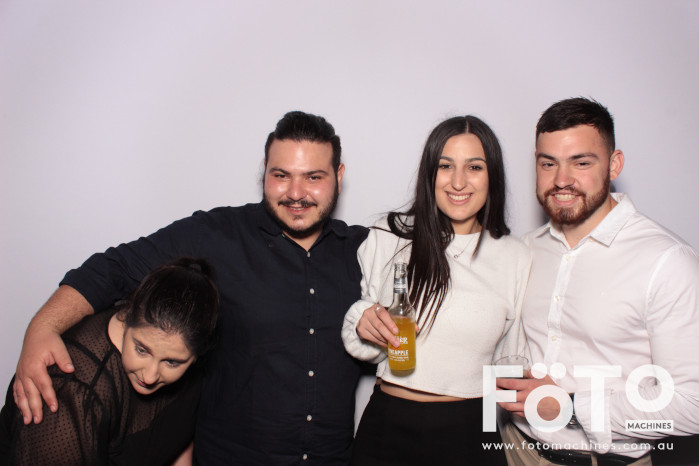 Dom's 30th | View more photos from the event at gallery.fotomachines.com.au/u/FOTOMachines/Doms-30th