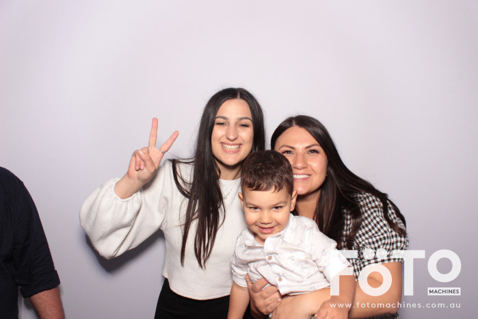 Dom's 30th | View more photos from the event at gallery.fotomachines.com.au/u/FOTOMachines/Doms-30th